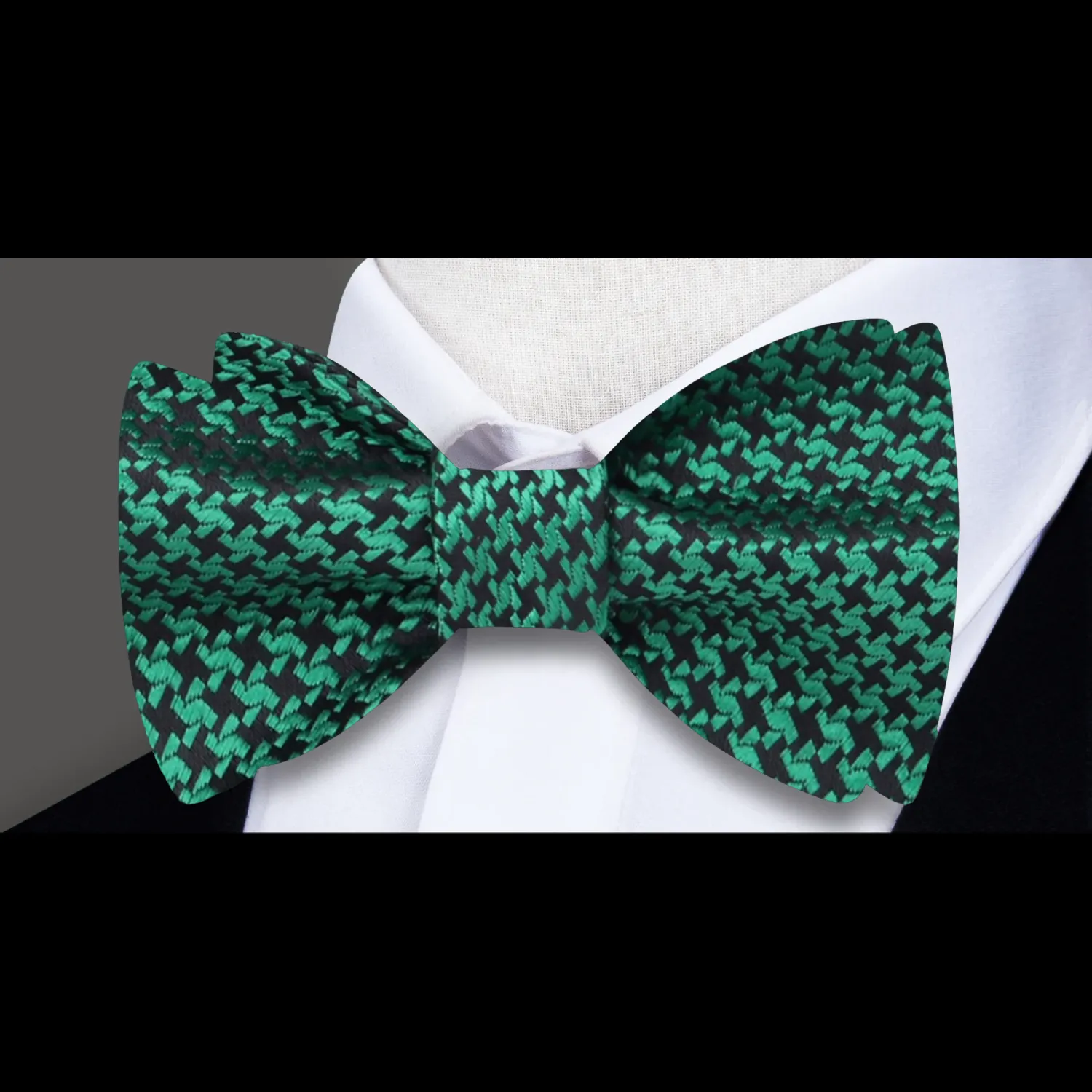 Bull Run Bow Tie