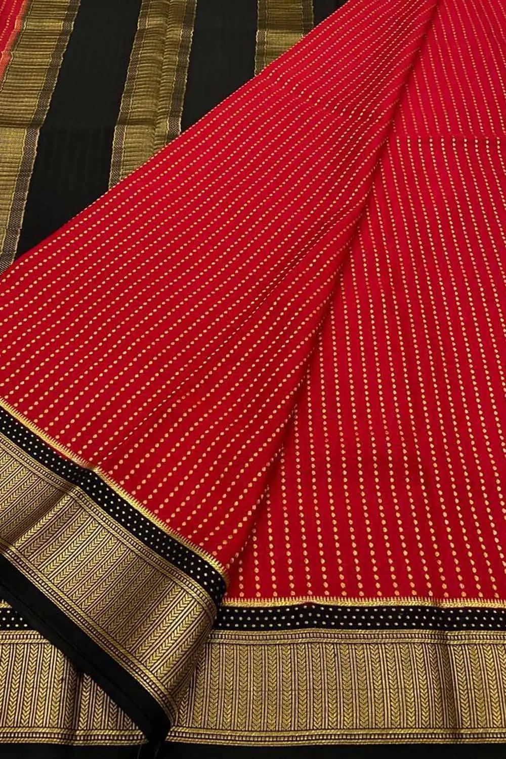 Elegant Red Mysore Silk Saree: Handloom Pure Crepe