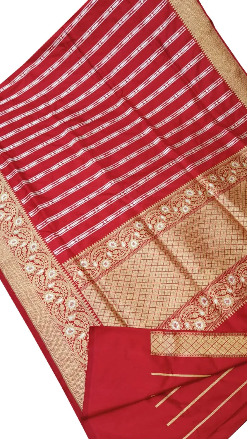 Exquisite Red Banarasi Handloom Silk Saree - Pure Elegance